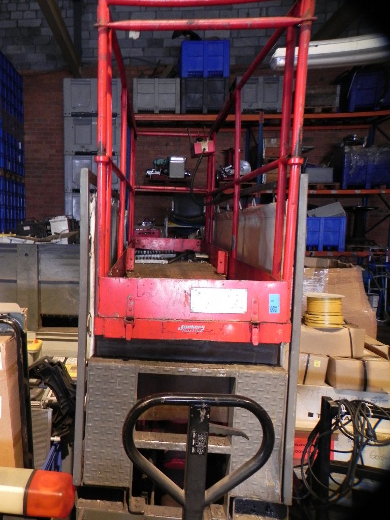 Hoogwerker schaarlift, Articles professionnels, Machines & Construction | Technique de soudage, Enlèvement
