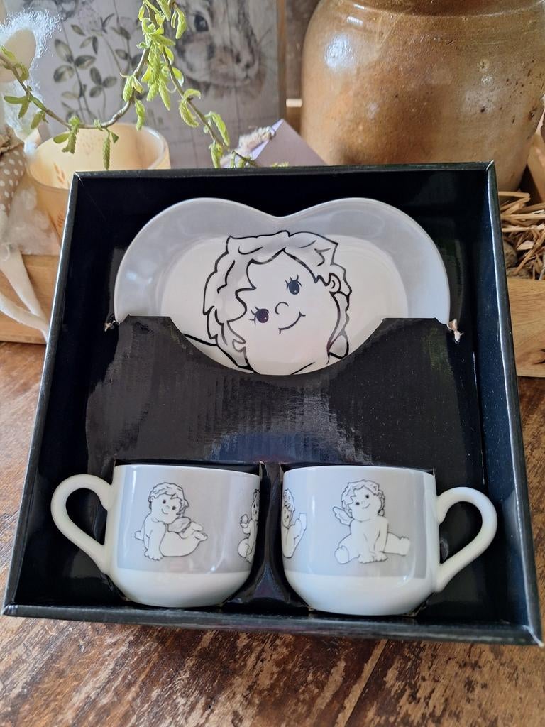 hartvormig bordje en twee kopjes, Ophalen of Verzenden, Nieuw