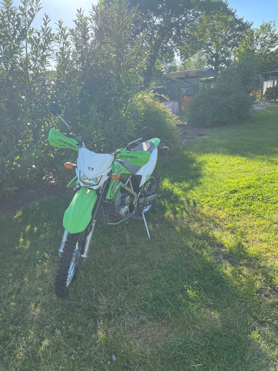 kawasaki klx   125 cc. enduro. 4takt