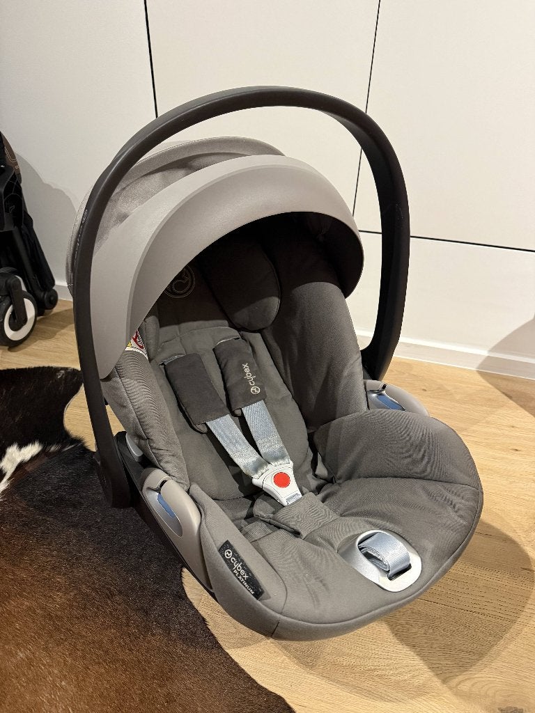 siège enfant auto Cybex Cloud Z i-Size + base Z One, Enfants & Bébés, Sièges auto, Comme neuf, Autres marques, 0 à 10 kg, Isofix