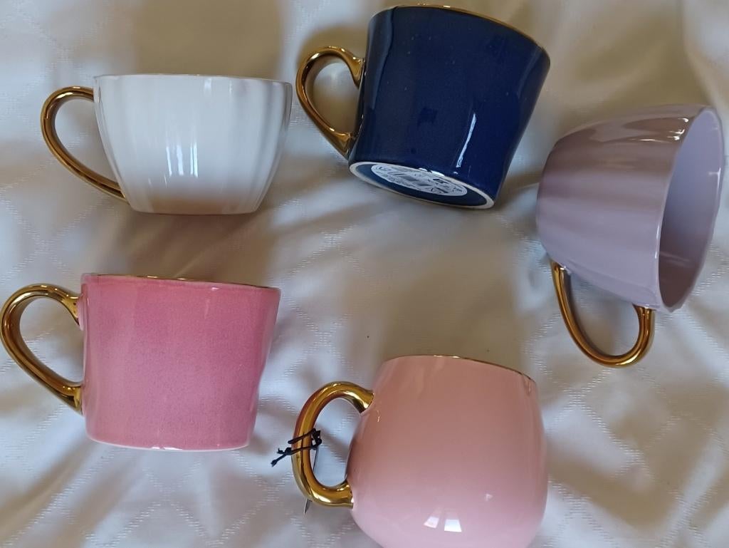 KOFFIE MOK (BOLD MET GOUDEN OORTJES, gratis verzonden), Huis en Inrichting, Keuken | Servies, Nieuw, Ophalen of Verzenden, Overige stijlen
