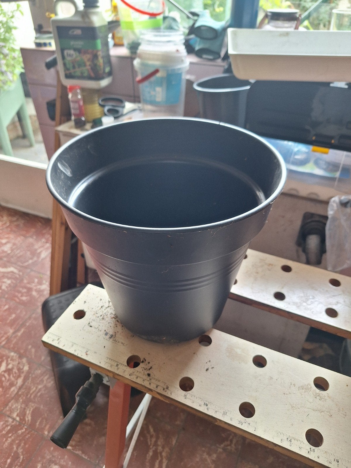 Elho bloempot D27, Tuin en Terras, Kunststof, Rond, Zo goed als nieuw, Minder dan 40 cm