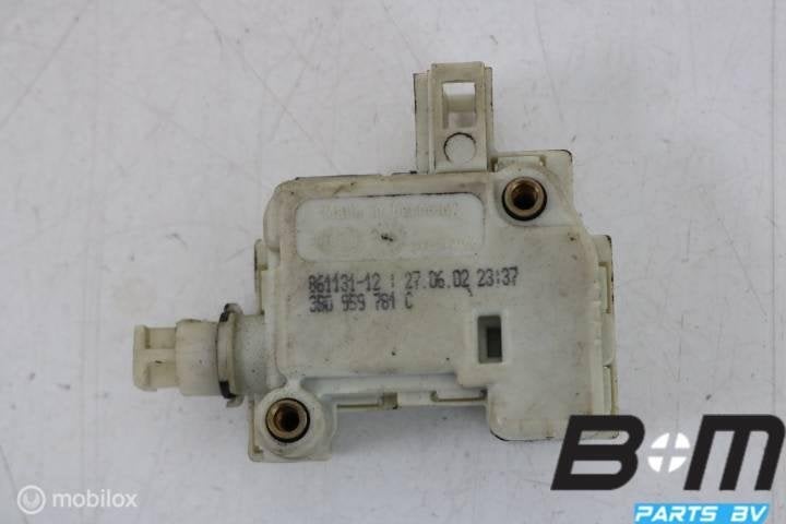 Stelmotor tankklep VW Polo 9N 3B0959781C, Utilisé