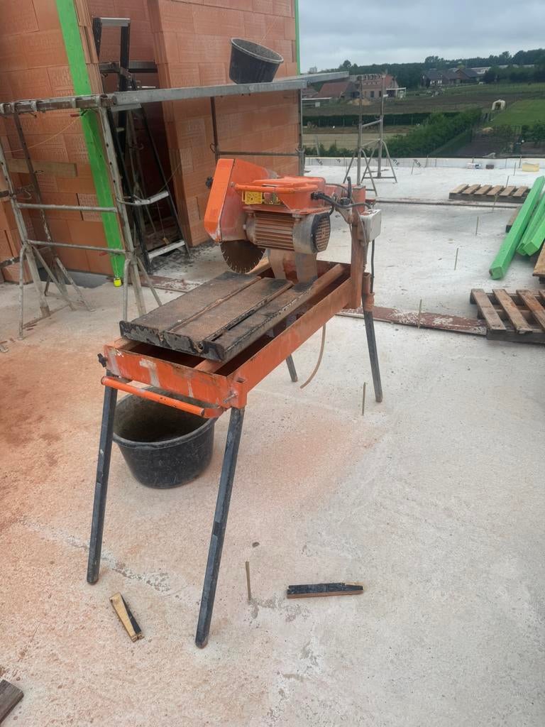 Tafel zaag voor stenen, Ophalen, Gebruikt