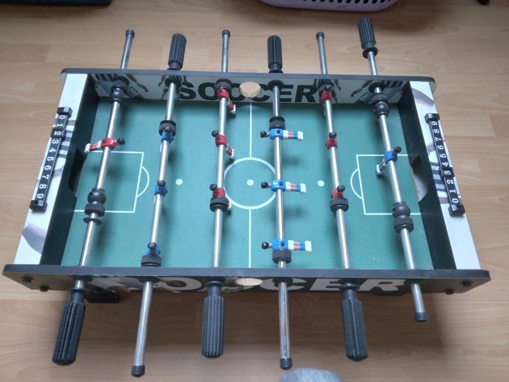 Mini soccertafel, Ophalen