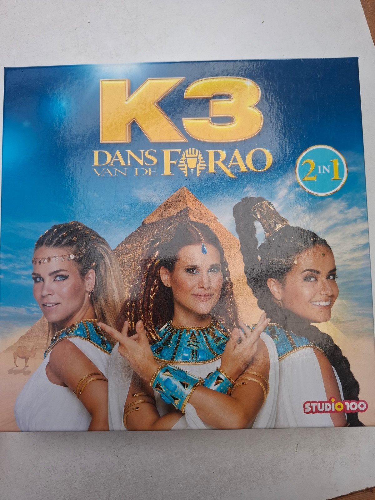 K3 dans van de farao, Ophalen