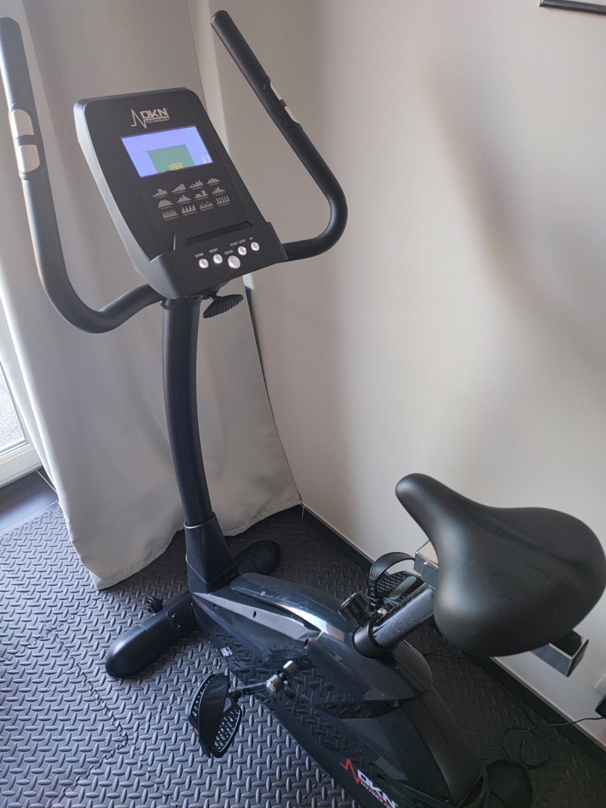 Vélo d'appartement DKN Technology AM-3i, Enlèvement, Comme neuf, Autres types