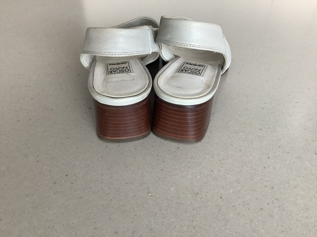 OSCAR NOVO luxe Italiaanse zomershoentjes - 37,5, Ophalen of Verzenden, Nieuw
