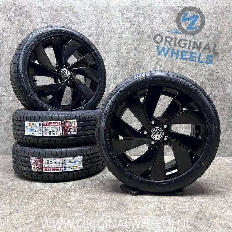zwarte 17 inch originele Belmont velgen zomerbanden VW Golf, Autos : Pièces & Accessoires, Pneus et Jantes, Pneus été, -, 205 mm