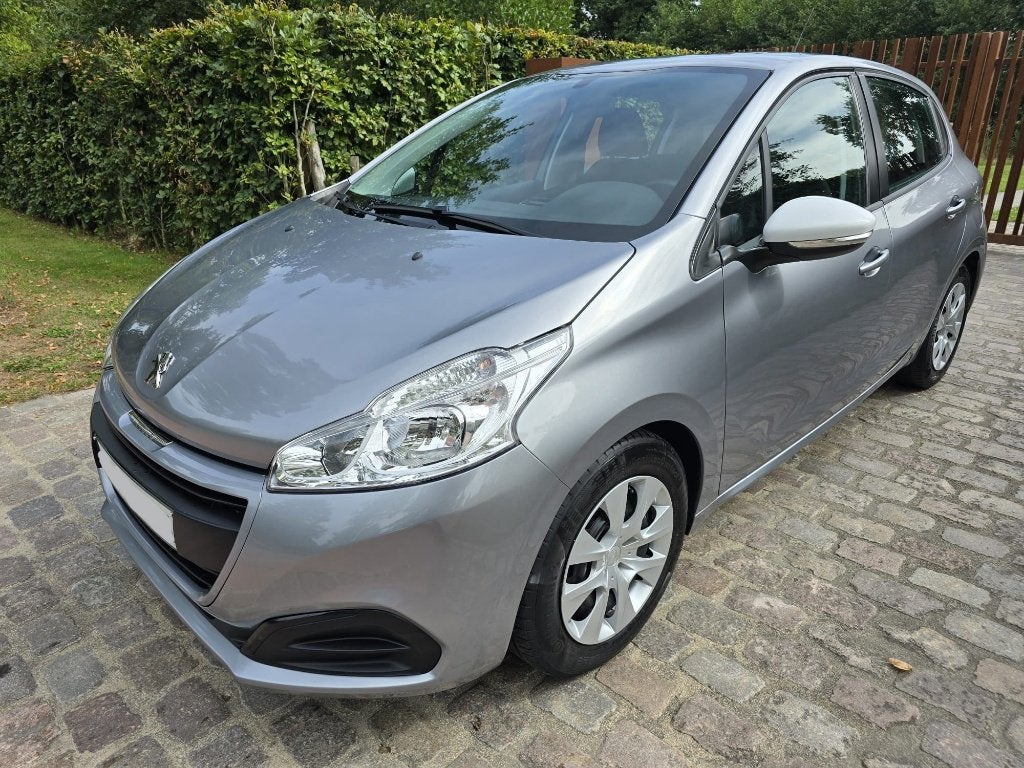 Peugeot 208 1.2i / 28.749 km / benzine, Autos, Argent ou Gris, Achat, 50 kW, Entreprise