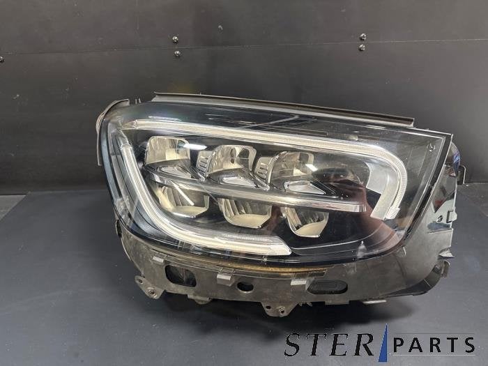 Phare droit d'un Mercedes GLC-Klasse, Autos : Pièces & Accessoires, 3 mois de garantie, Utilisé, -, -