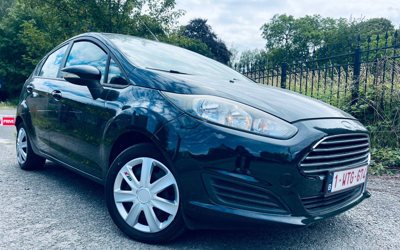 Ford Fiesta 2014 Essence – 173 000 km – Prête à immatriculer, Autos, Ford, 1242 cm³, Euro 5, Achat, Boîte manuelle