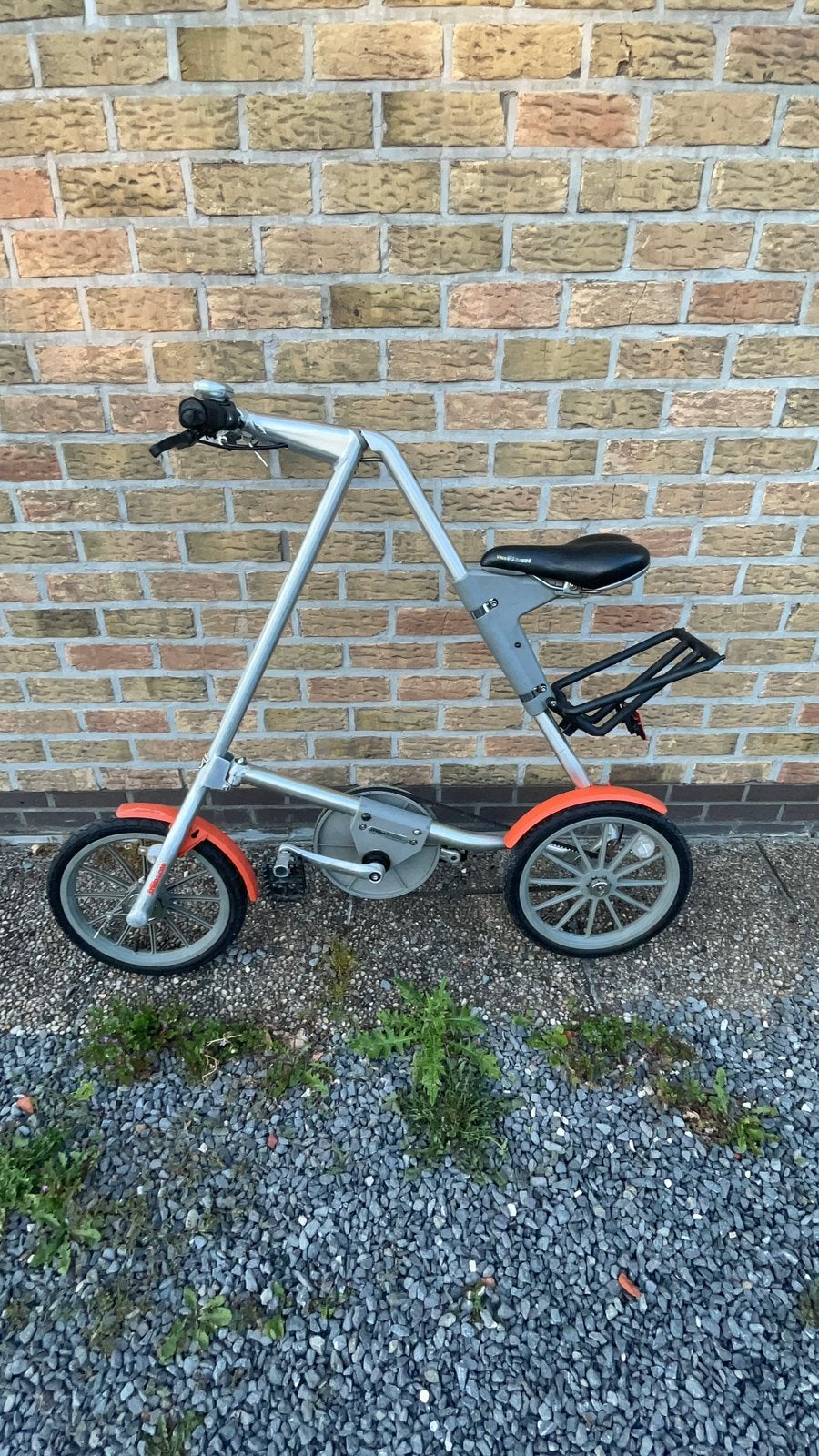 Strida vouwfiets, Fietsen en Brommers, Fietsen | Vouwfietsen, Ophalen, Zo goed als nieuw, Totaal opvouwbaar, Overige merken