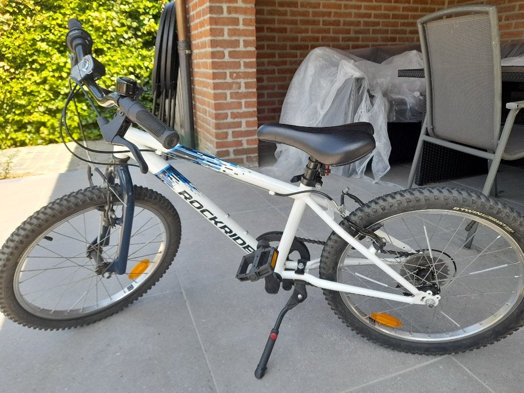 Fiets 20 inch 6 tot 8 jaar (amper gebruikt), Fietsen en Brommers, Fietsen | Kinderfietsjes, Ophalen, Zo goed als nieuw, 16 tot 20 inch
