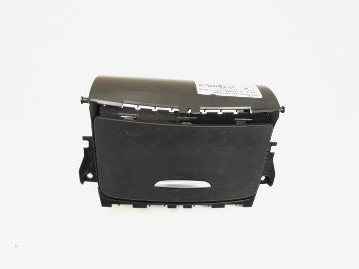 Cendrier avant d'un Mercedes A-Klasse, Autos : Pièces & Accessoires, Habitacle & Garnissage, Mercedes-Benz, Utilisé, 3 mois de garantie