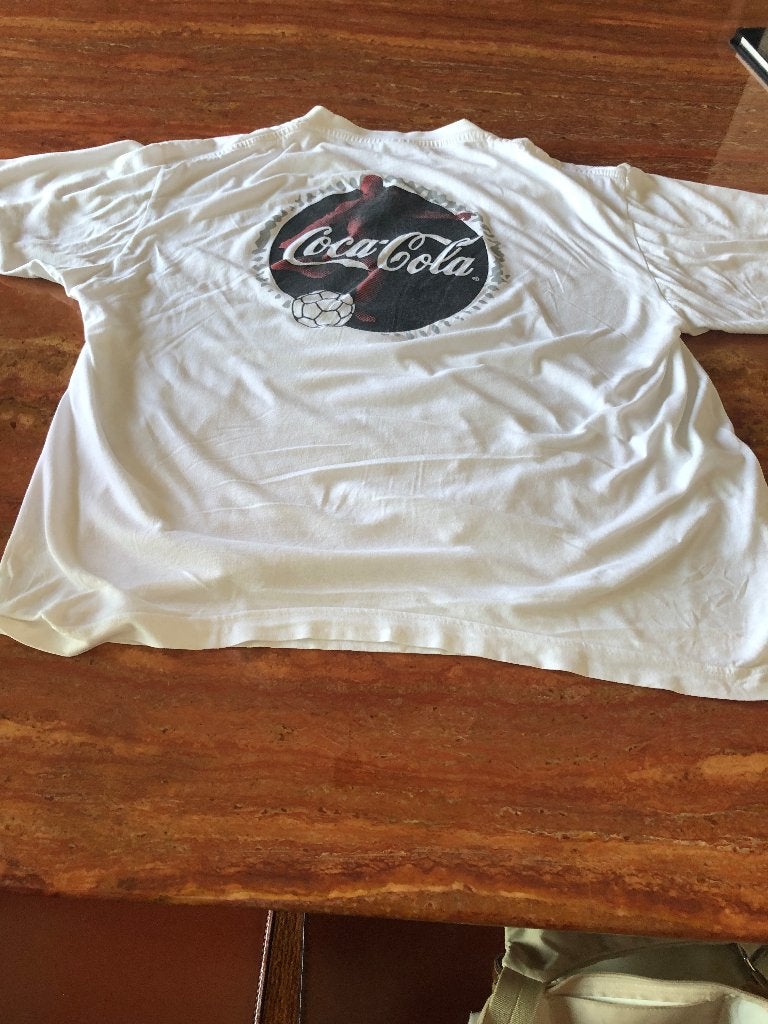 T-shirt "Coca cola"., Vêtements | Hommes, T-shirts, Enlèvement, Porté
