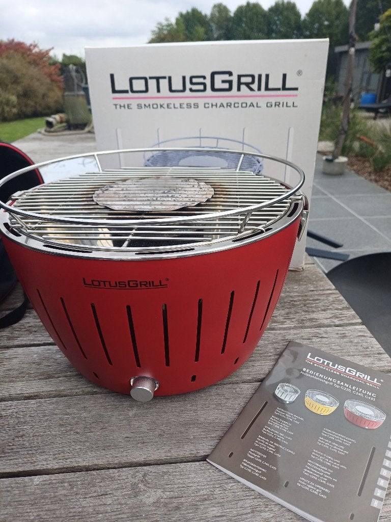 Lotusgrill + extra's, Ophalen of Verzenden, Zo goed als nieuw, Lotusgrill, Met accessoires