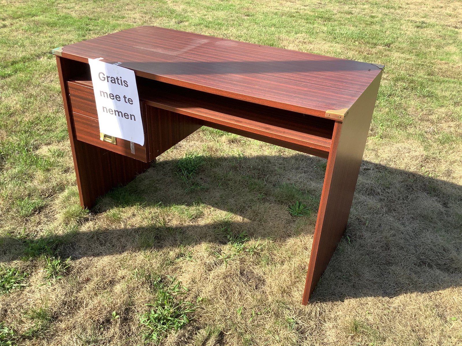Studentenbureau Gratis, Ophalen, Gebruikt, 110 cm, Schoolbureau