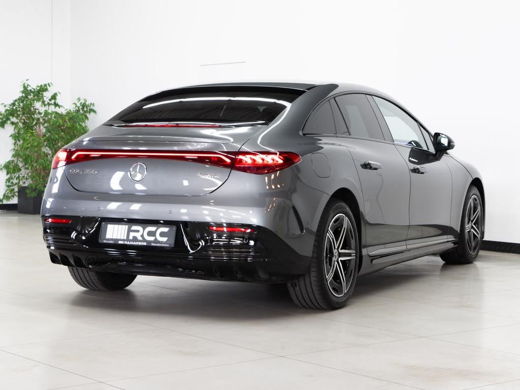 Mercedes-Benz EQE 350 4MATIC AMG Premium Night HYPERSCREEN T, Auto's, Automaat, Zwart, Alcantara, BTW verrekenbaar
