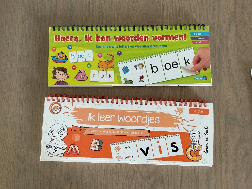 Boekjes met kaartjes om woorden te vormen, Livres, Enlèvement, Neuf