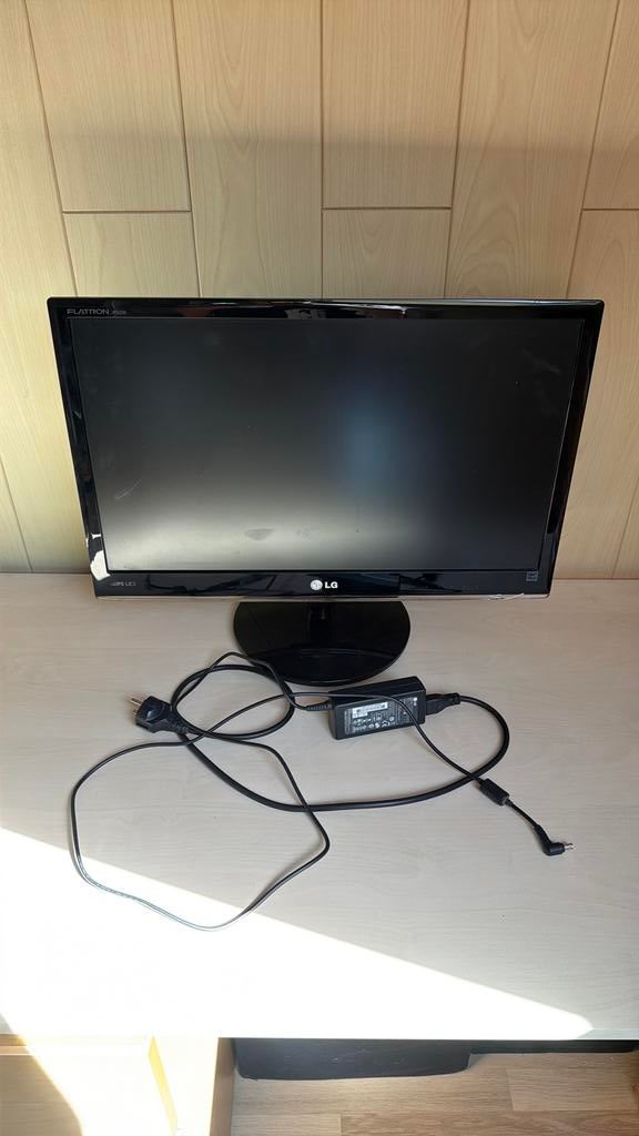 LG Flatron IPS236V (23 pouces), Informatique & Logiciels, Enlèvement, Utilisé, DVI