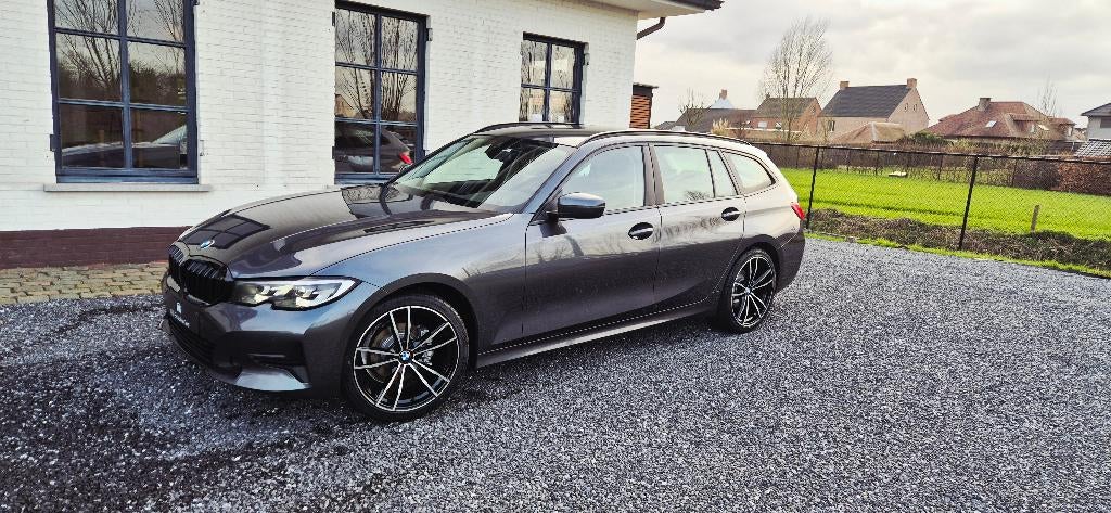 BMW 316DA Touring-LED-Navigatie-Virtual-Leder-Carplay-12MGAR, Auto's, BMW, Achterwielaandrijving, 1995 cc, 4 cilinders, 127 g/km