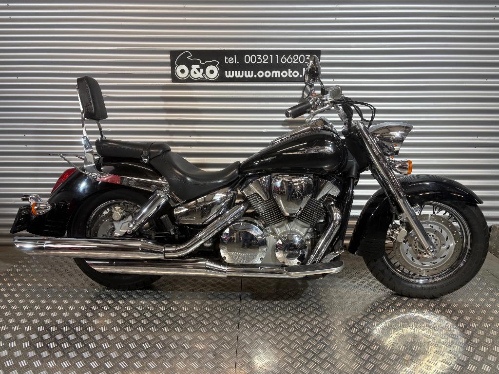 Honda VTX1300S + 1 jaar Garantie + GRATIS onderhoud!, 2 cilinders, Occasion, Bedrijf, Meer dan 35 kW