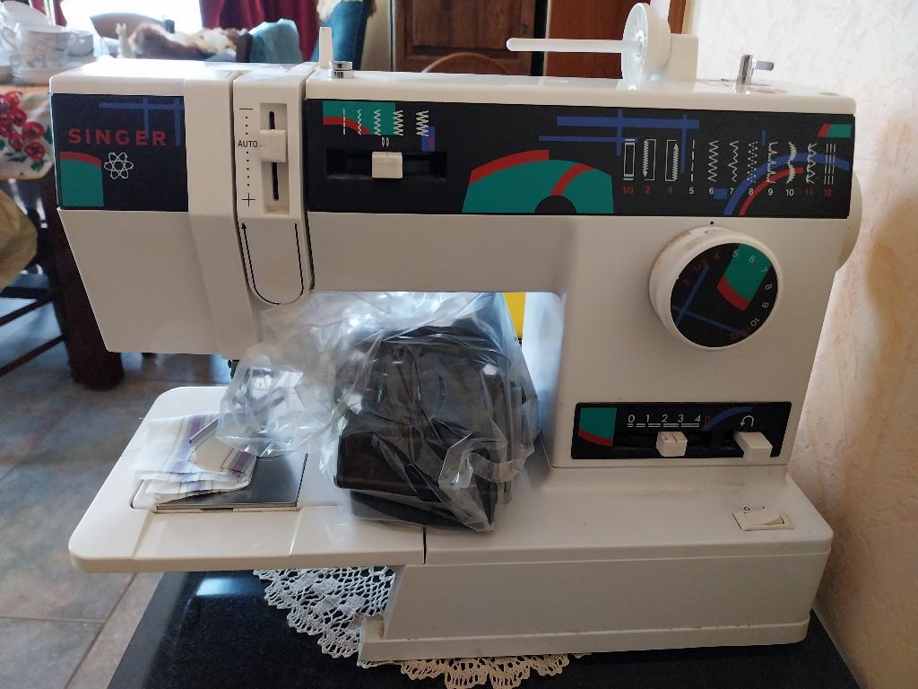 Machine à coudre, Electroménager, Enlèvement, Utilisé