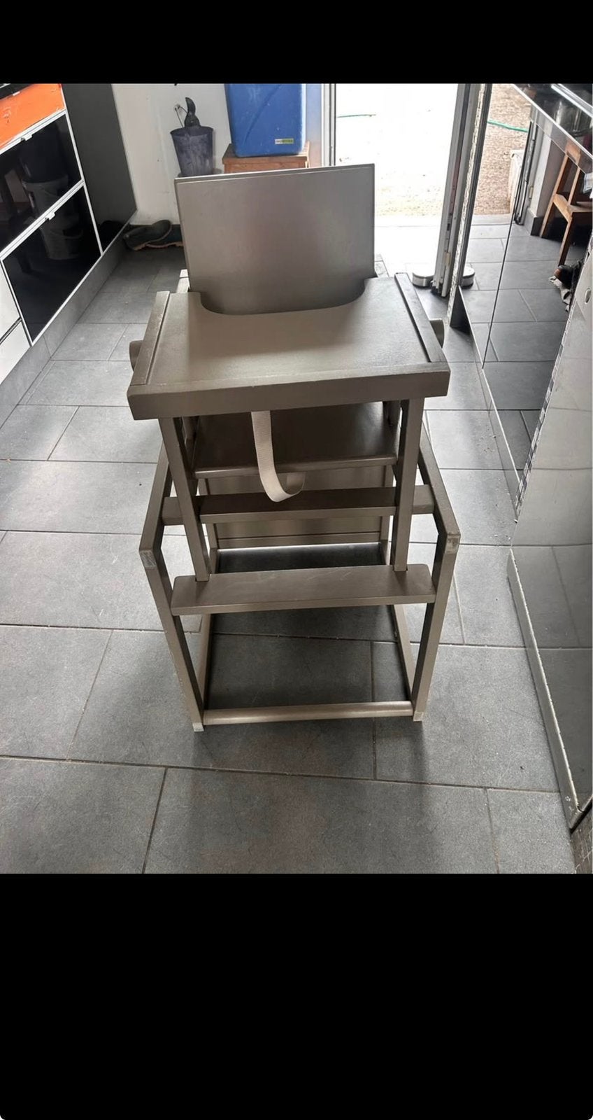 Chaise et table pour bebe amovible, Enlèvement, Comme neuf