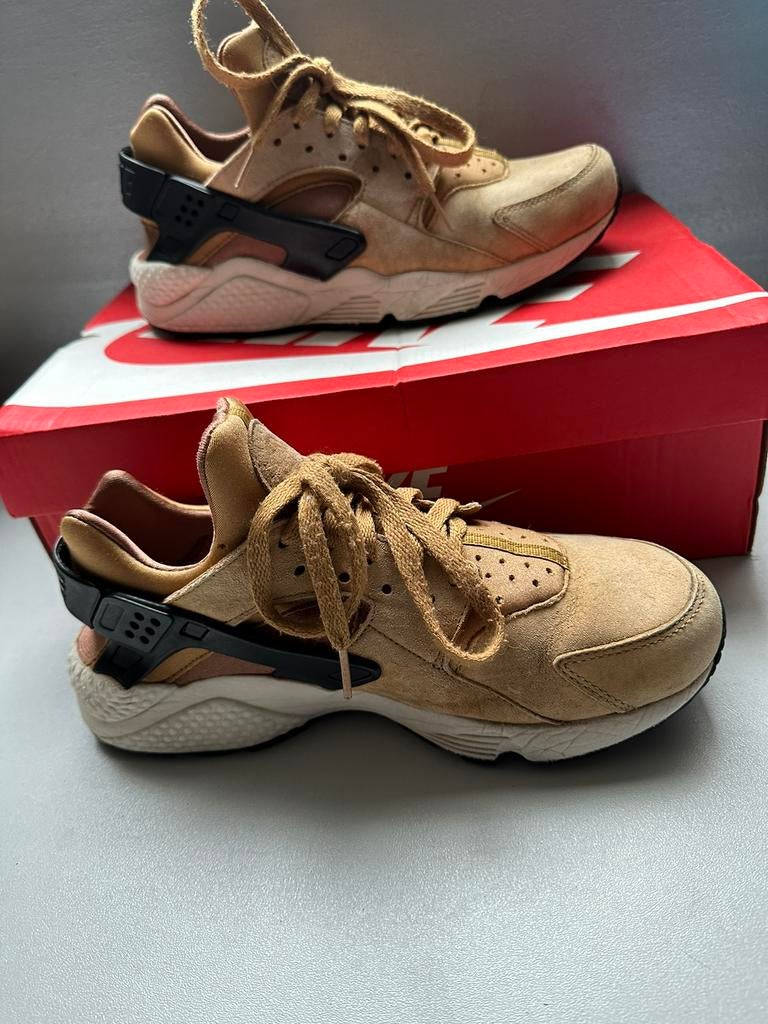 Nike maat 42,5 nog in goeie staat verzending mogelijk, Ophalen of Verzenden, Zo goed als nieuw