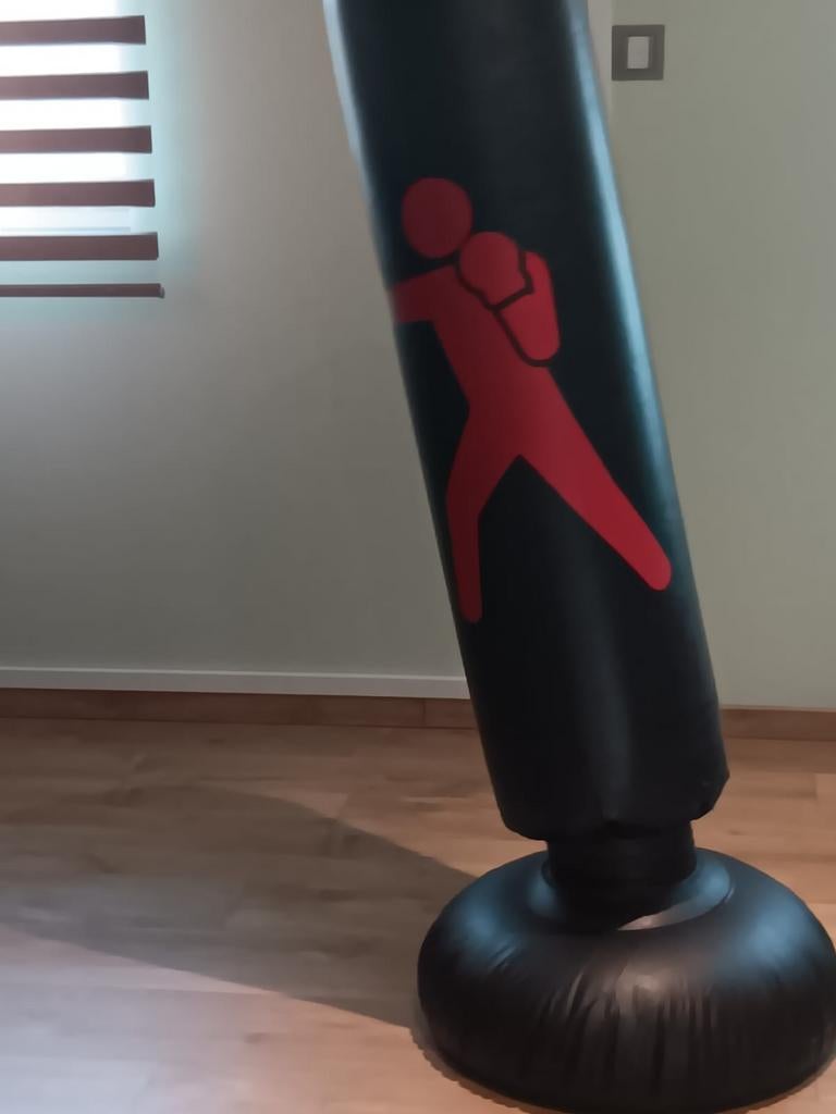 Bokspaal (voet met water gevuld, rest met lucht), Sport en Fitness, Boksen, Ophalen, Zo goed als nieuw, Bokszak