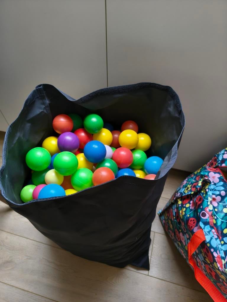 Ballen voor in ballenbad, Ophalen, Gebruikt