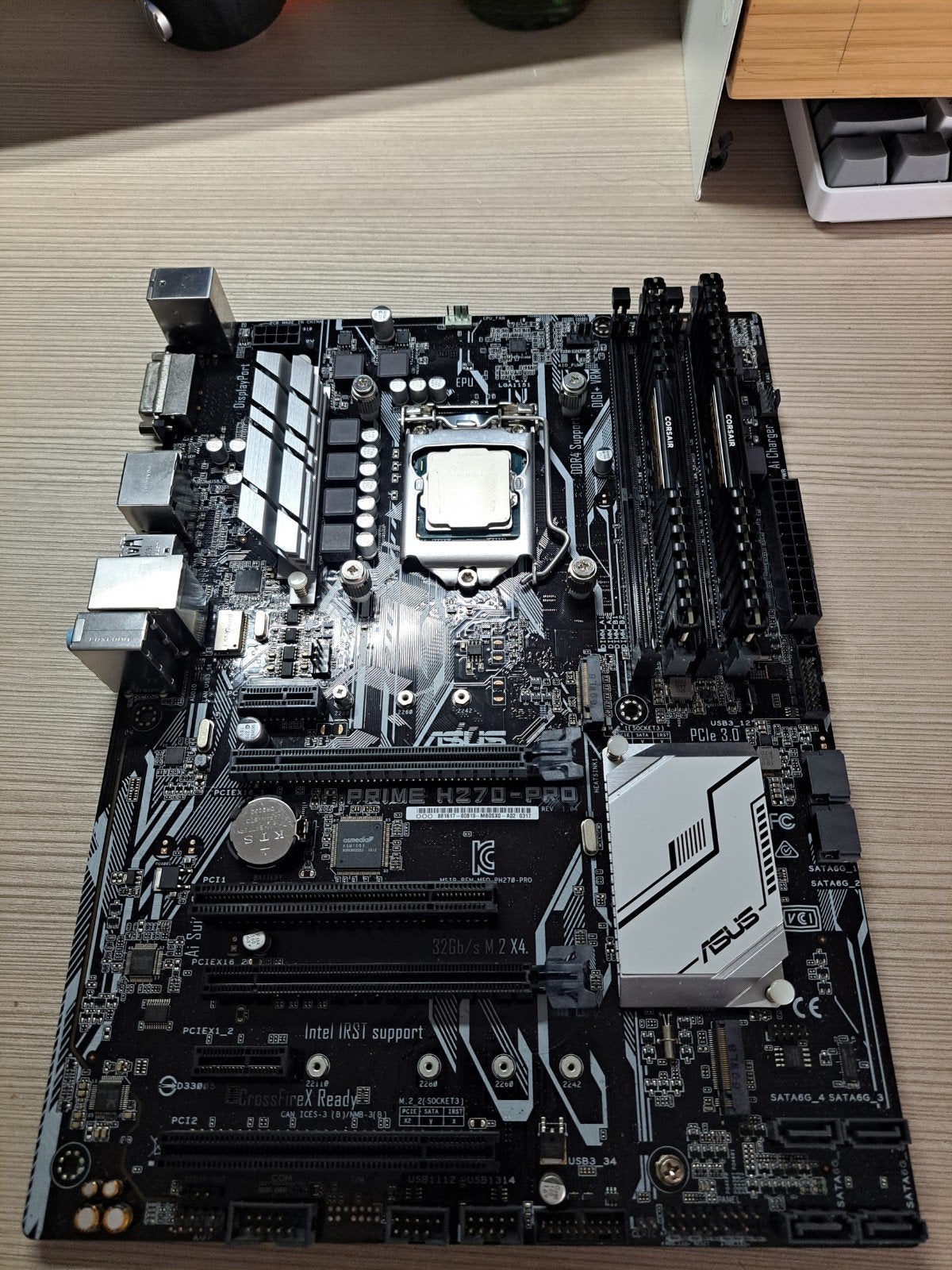 Asus moederbord + 2 DDR4 RAM + ventilator + voeding, Computers en Software, Moederborden, Ophalen of Verzenden, Intel, DDR4