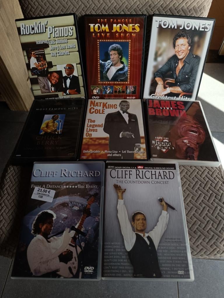 8 muziekdvd's met artiesten uit de jaren 60-70-80, Enlèvement ou Envoi