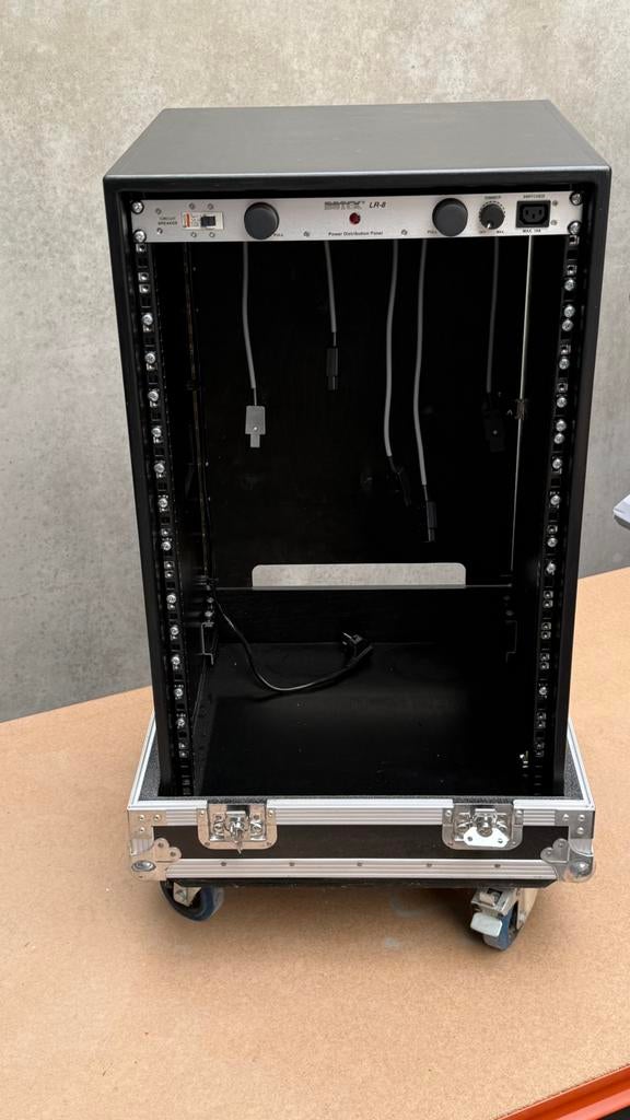 Flycase Cloche 18 U, Muziek en Instrumenten, Ophalen, Zo goed als nieuw
