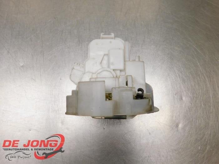 Serrure portière mécanique 4portes avant gauche d'un Subar, Subaru, -, 3 mois de garantie, Utilisé
