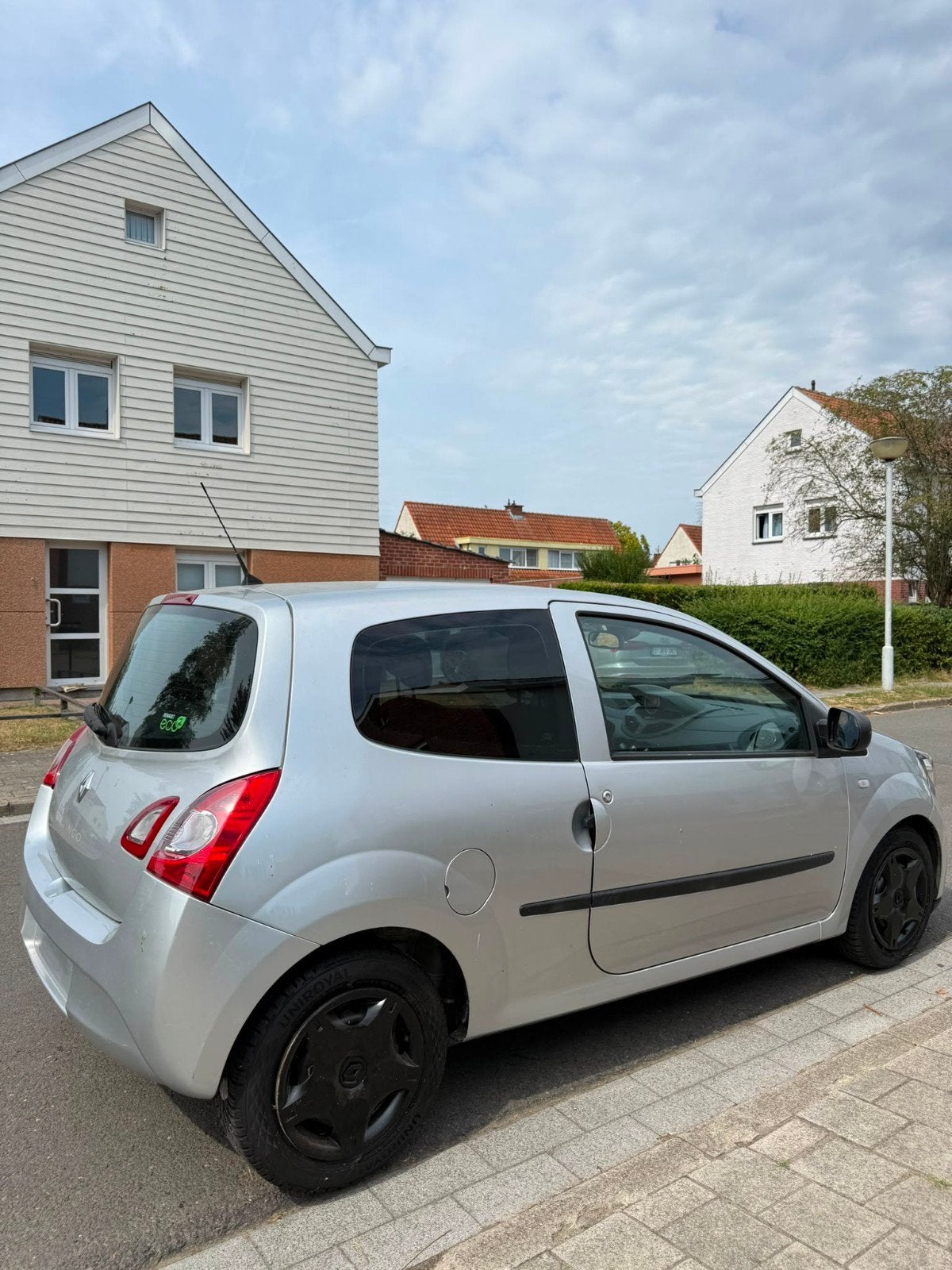 Renault Twingo 1.2 Benzine 2014 met airco gekeurd, Auto's, Voorwielaandrijving, Zwart, 4 cilinders, Handgeschakeld