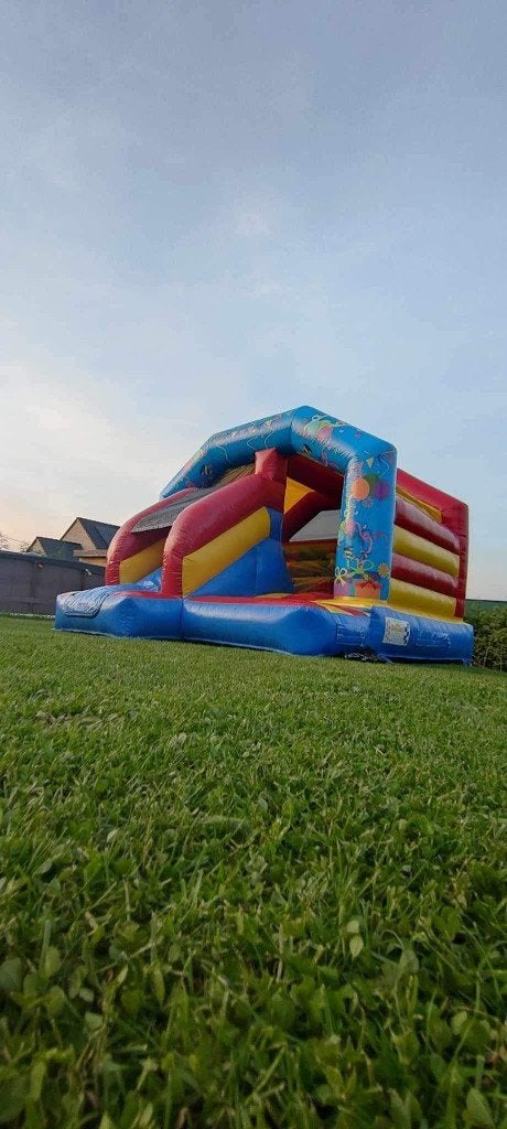 Château gonflable, Hobby & Loisirs créatifs, Articles de fête | Location, Enlèvement, Comme neuf