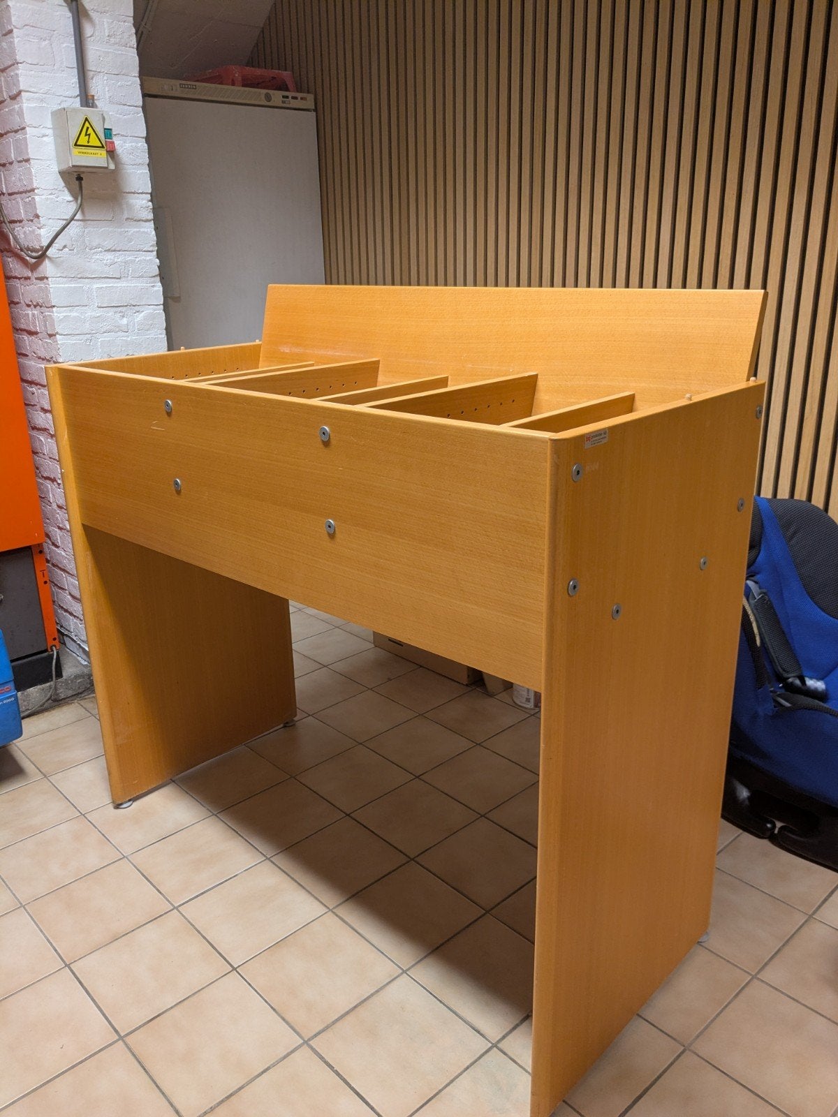 LP/DVD/CD meubel 2 stuks beschikbaar €75/stuk, Ophalen, Zo goed als nieuw