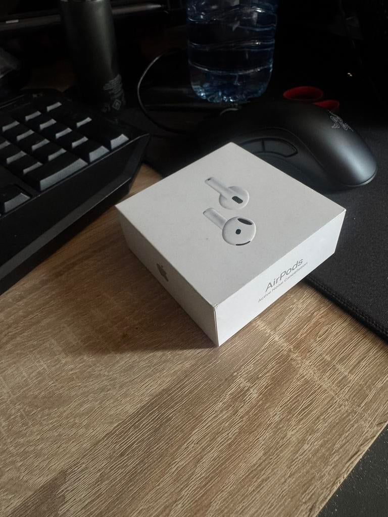 AirPods 4 met noise cancellation nieuw in doos, Ophalen, Actieve ruisonderdrukking, Nieuw, Apple