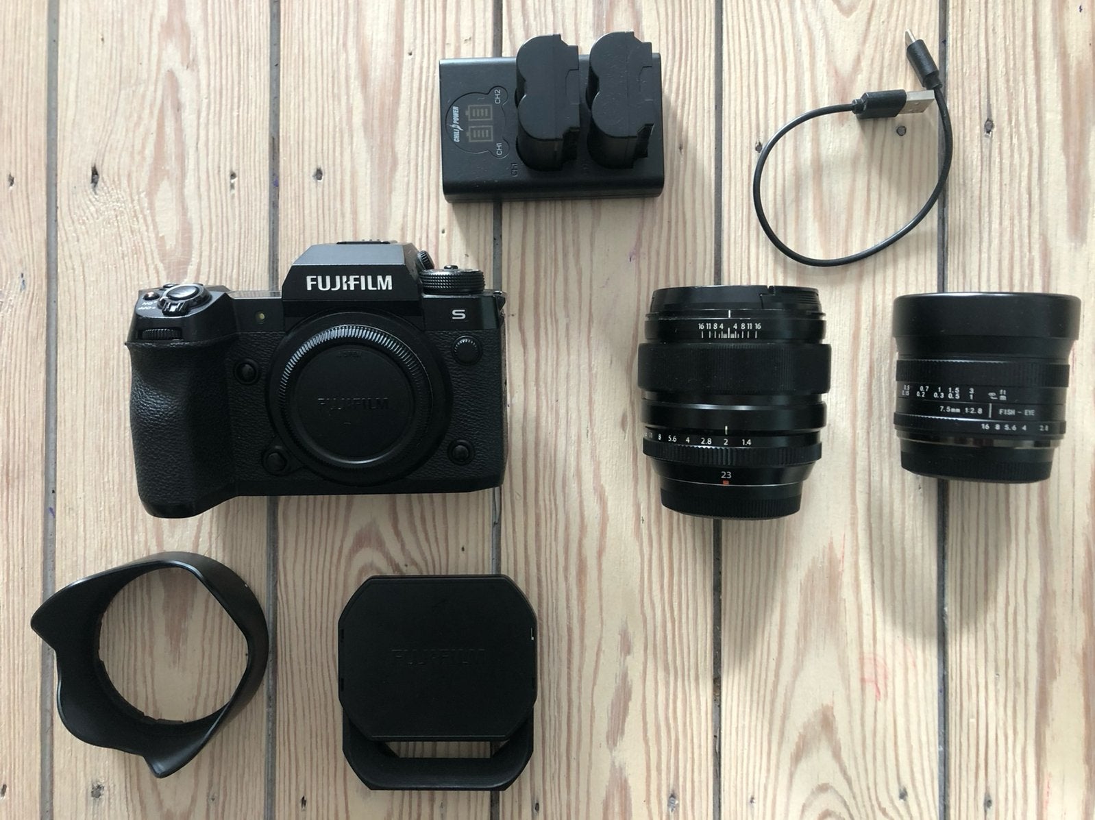 Fujifilm X-H2S set + 2 lenzen en dual charger, TV, Hi-fi & Vidéo, Écran inclinable/pivotant, Enlèvement ou Envoi, 26 mégapixels
