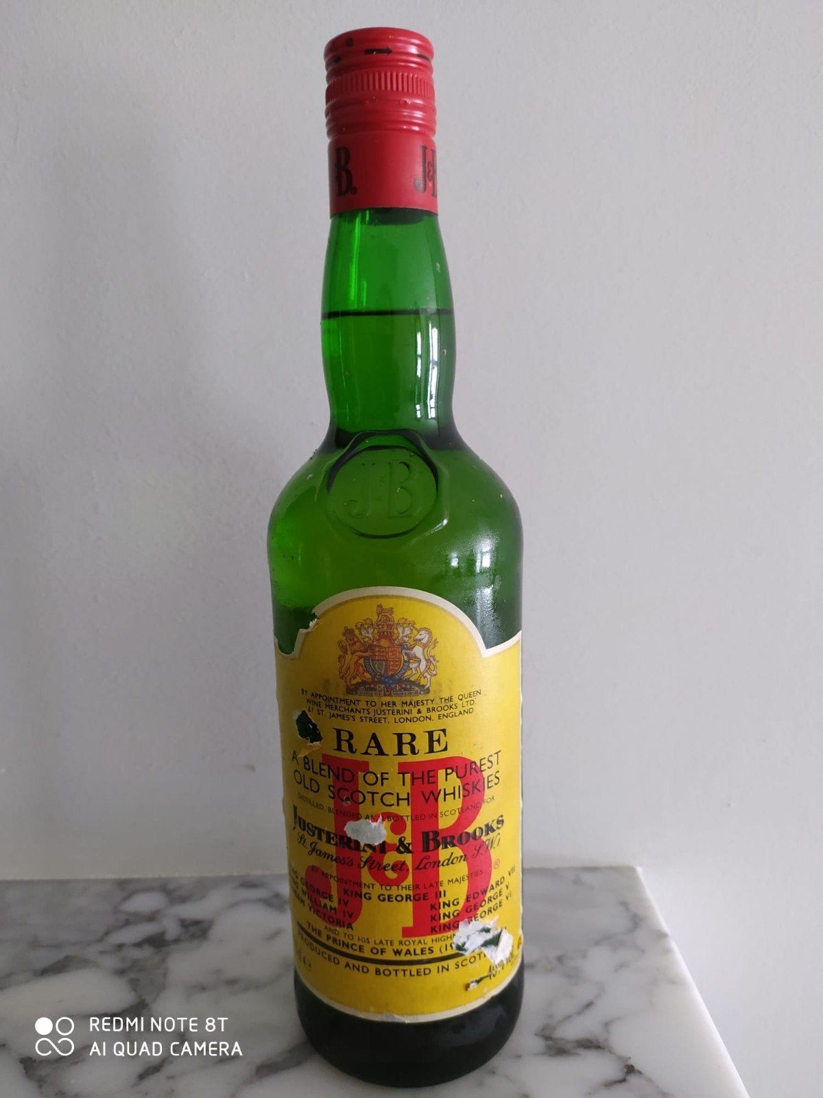 ​J&B Rare Scotch Whisky 70cl - Ongeopend in koker, Collections, Autres régions, Enlèvement ou Envoi, Pleine, Comme neuf