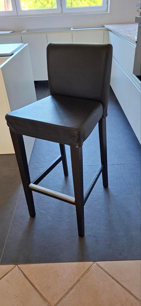 2 tabourets de bar, Enlèvement