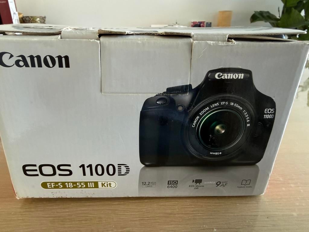 Canon eos 1100D, Ophalen, Zo goed als nieuw, Canon