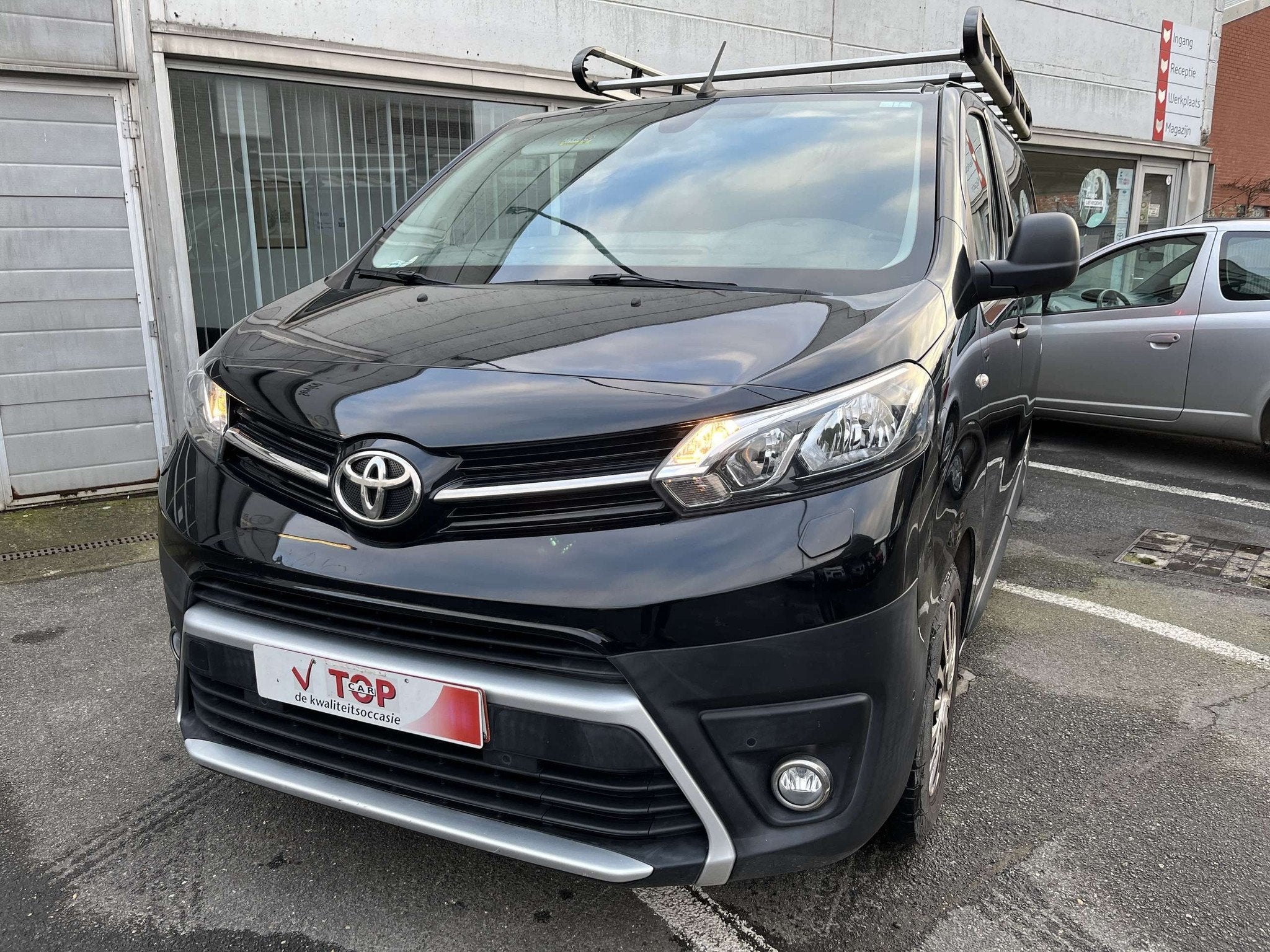 Toyota ProAce Proace 2.0 D-4D Medium Comfort (LX) S/S (EU6.3, Achat, Euro 6, 3 places, Boîte manuelle