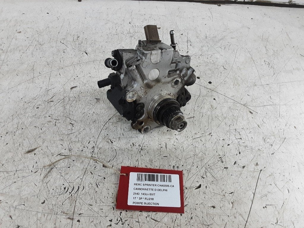 POMPE D'INJECTION Sprinter 3,5t (906.13 / 906.23), Mercedes-Benz, Utilisé, Dialog.mb@mercedes-benz.com, Mercedes-Benz AG