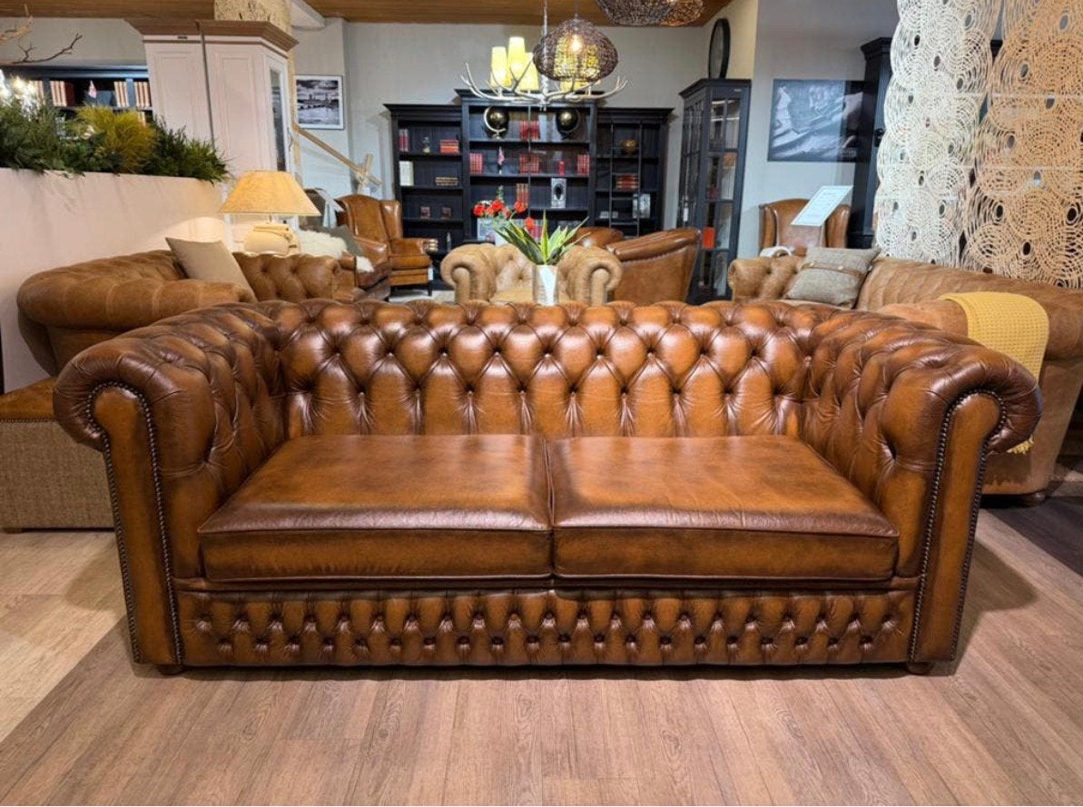 Originele chesterfield 3 zits bank als Nieuw Bruin zetel, Antiek en Kunst, Ophalen of Verzenden