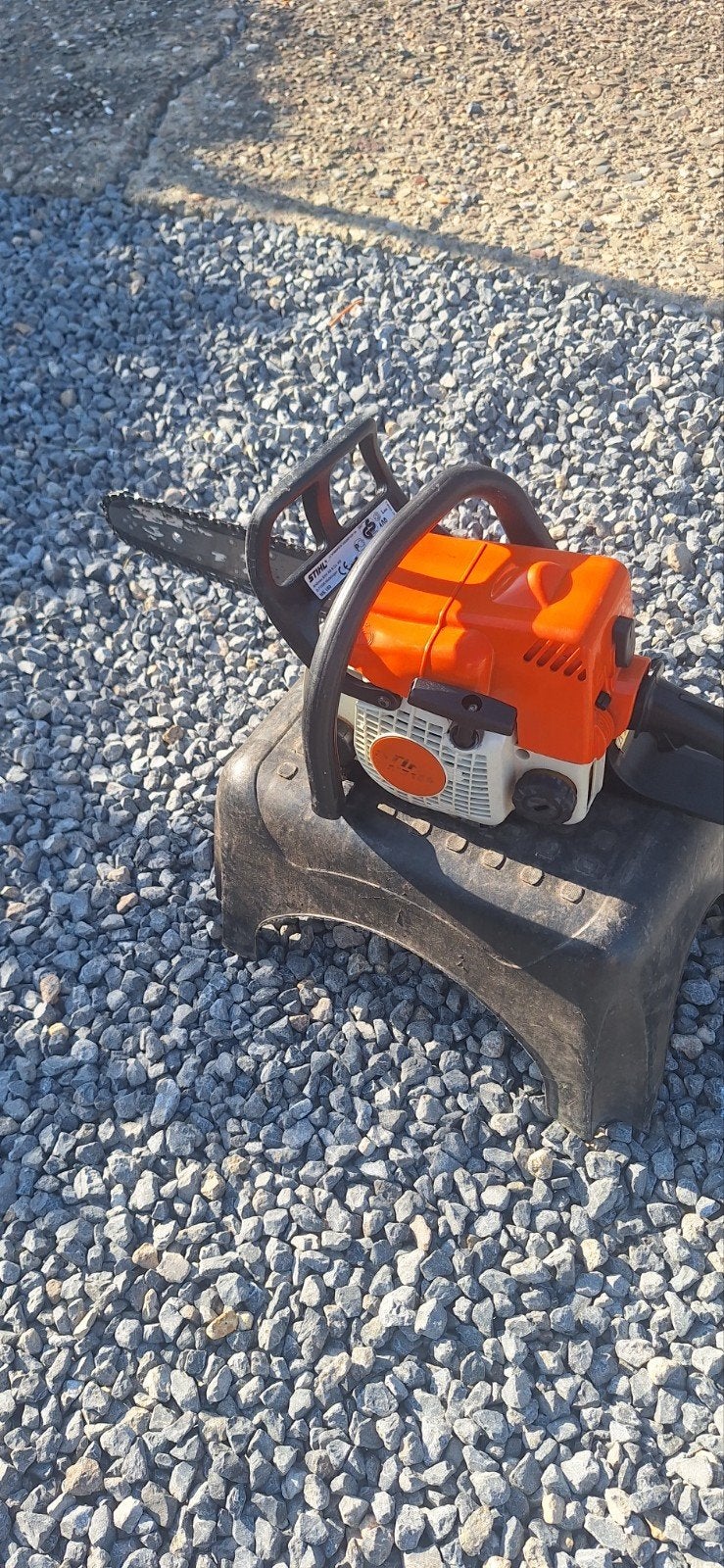 STIHL MS 180 kettingzaag, Ophalen