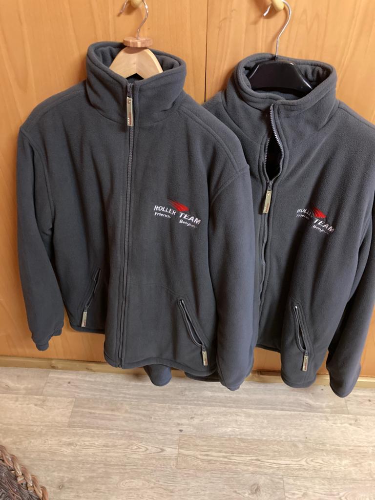 2 fleece truien met warme binnenvoering, Ophalen, Zo goed als nieuw