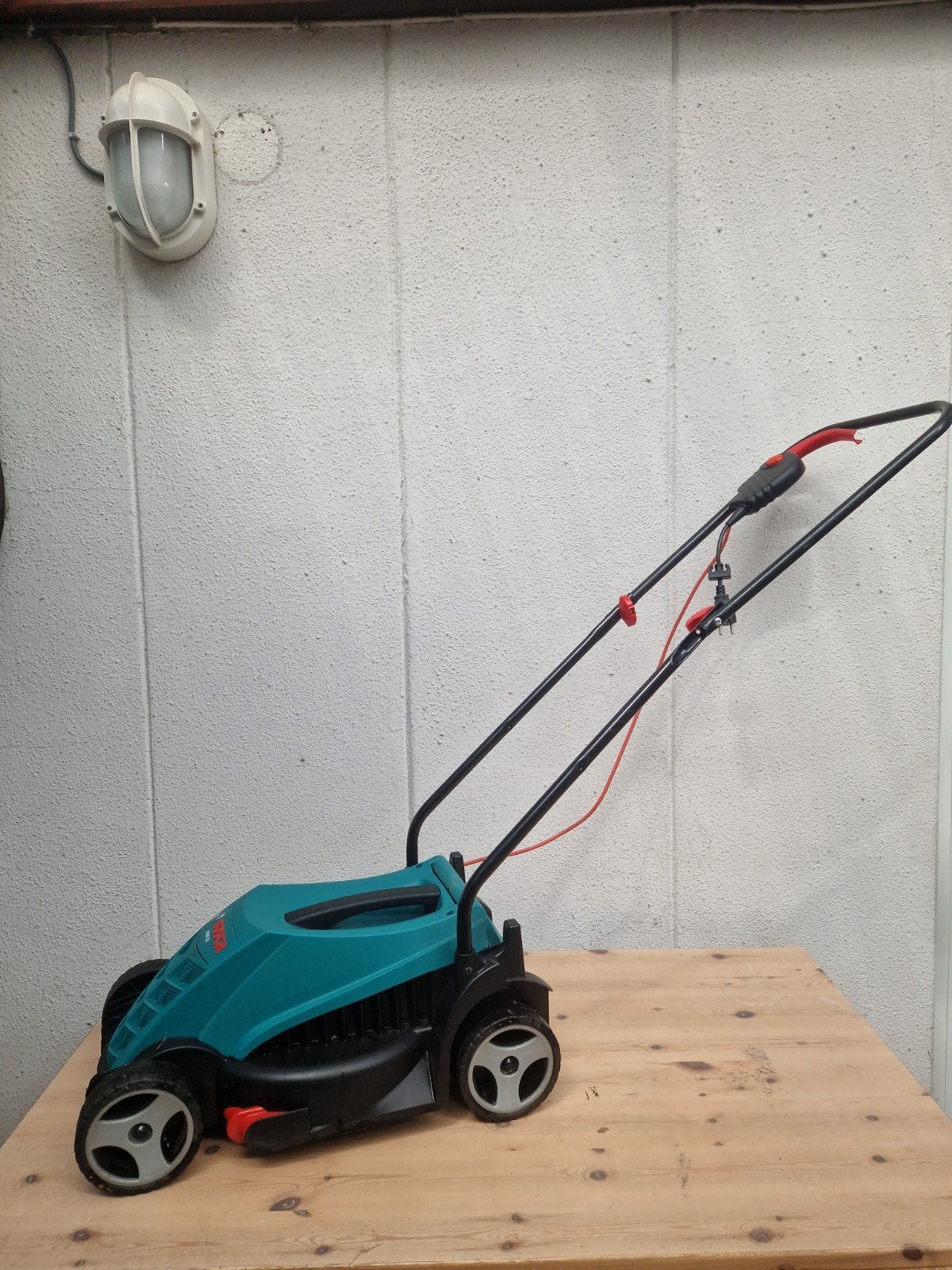 Electrische grasmaaier Bosch., Ophalen, Opvangbak